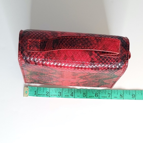 AQUA Trendy Red Black Snakeskin Print Mini Purse Crossbody Strap and Top Handle - Picture 9 of 11
